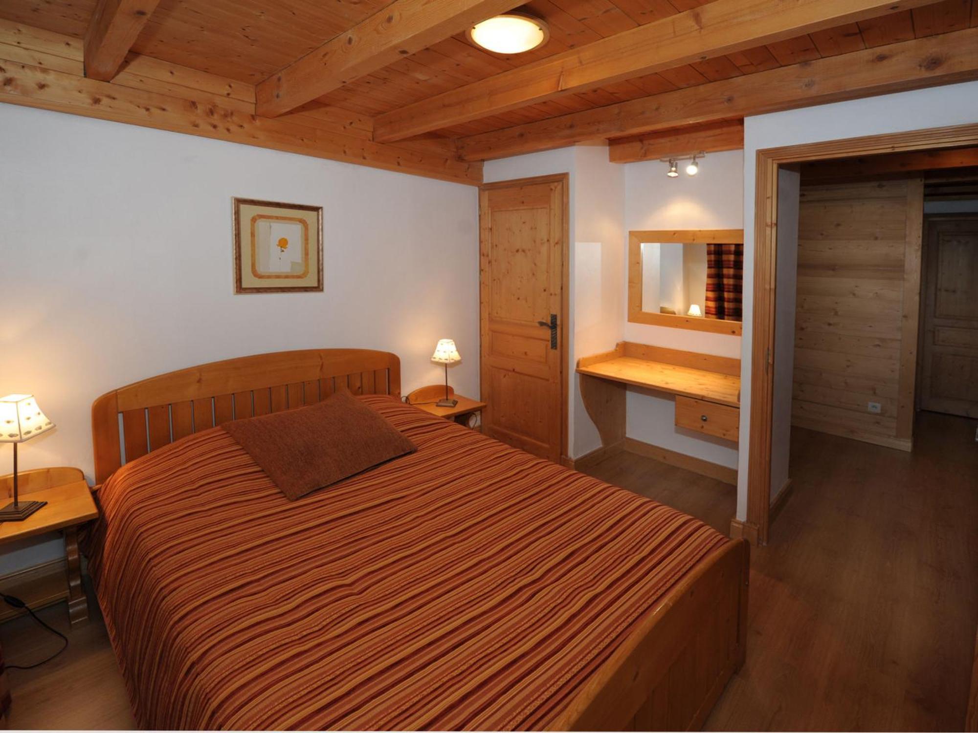Les Menuires : Duplex 4 Pieces 8/10 Pers, Wifi, Casier A Skis - Fr-1-452-83 *